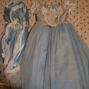 Princess dress with hood